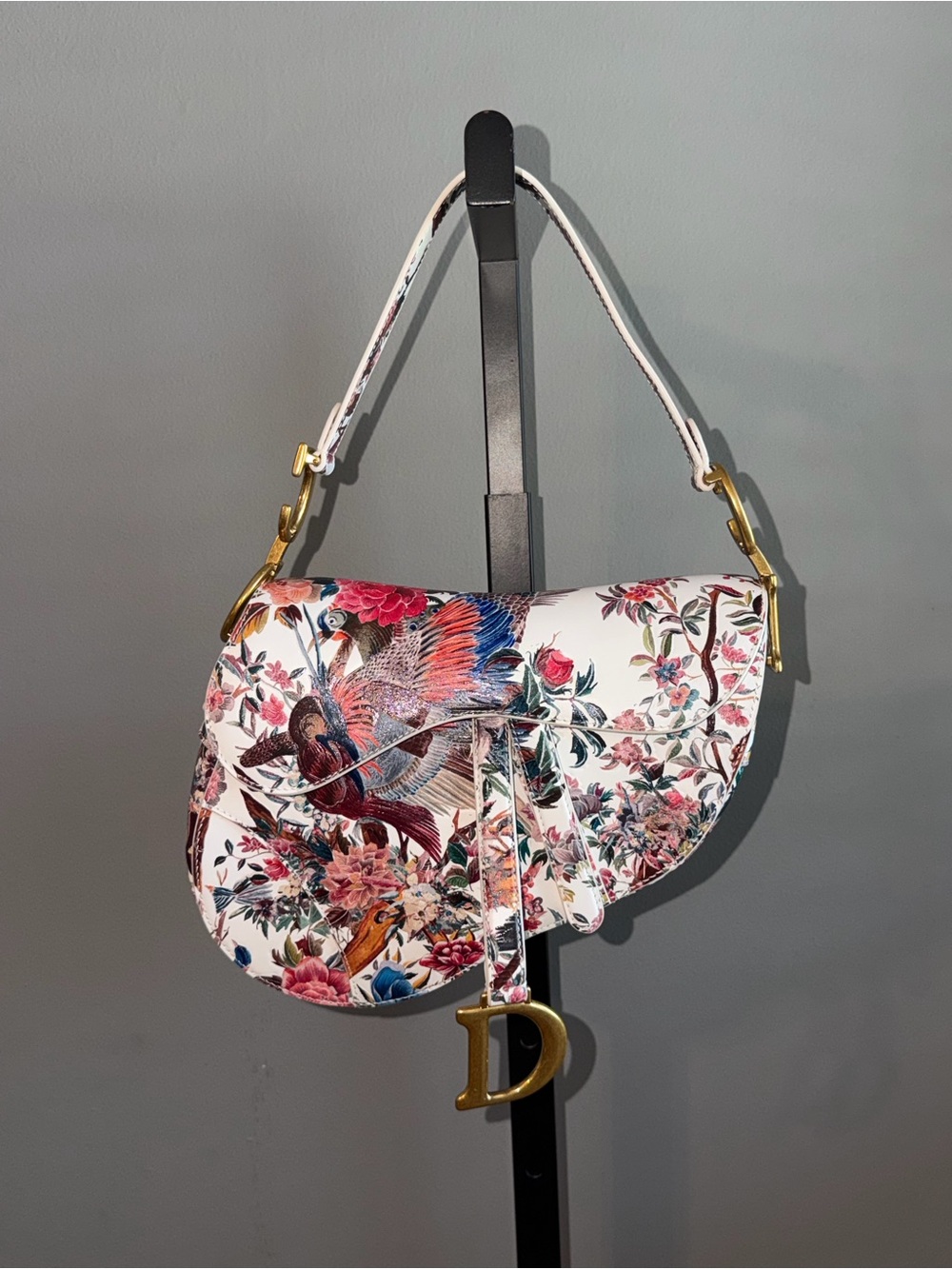 CHRISTIAN DIOR Saddle Floral Embroidered Leather Shoulder Bag - White Multi